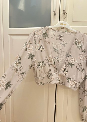 Çiçek Desenli V Yakalı Bohem Bluz - Görsel 2