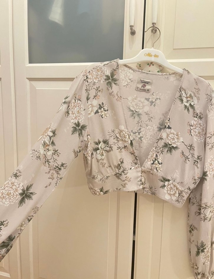 Çiçek Desenli V Yakalı Bohem Bluz - Görsel 2