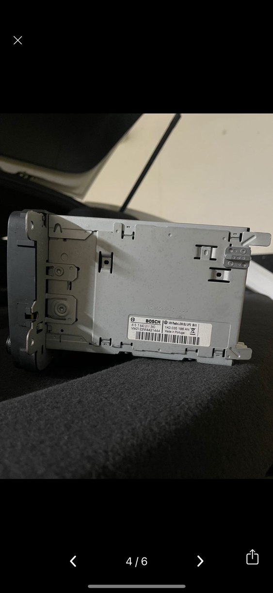 Siyah Araba Müzik Sistemi - Görsel 4