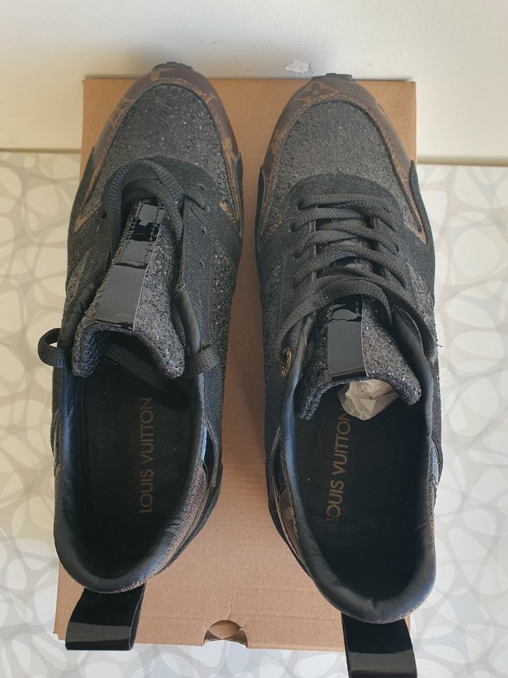 Siyah Yılan Desenli Dolgu Topuklu Spor Ayakkabı - Görsel 4