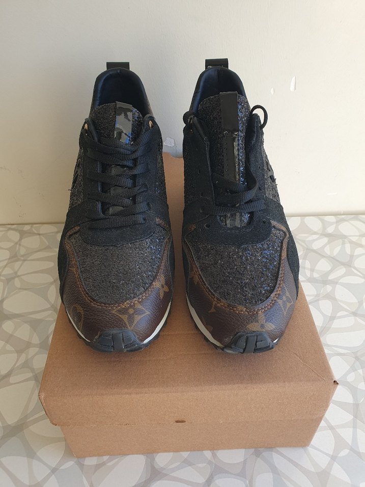 Siyah Yılan Desenli Dolgu Topuklu Spor Ayakkabı - Görsel 2