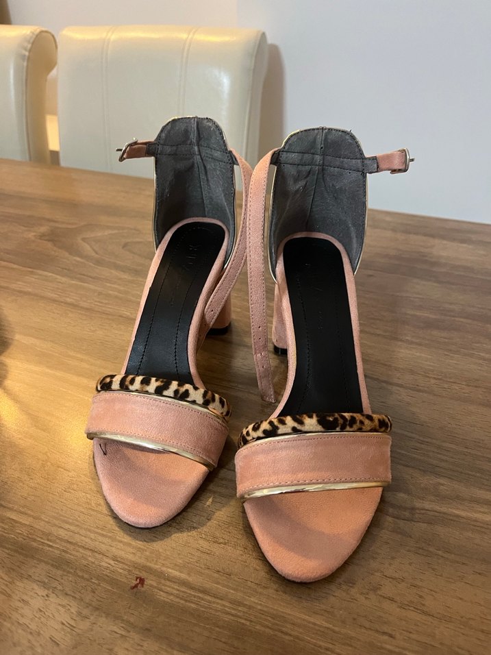 Pudra Süet Topuklu Kadın Ayakkabı - Görsel 2