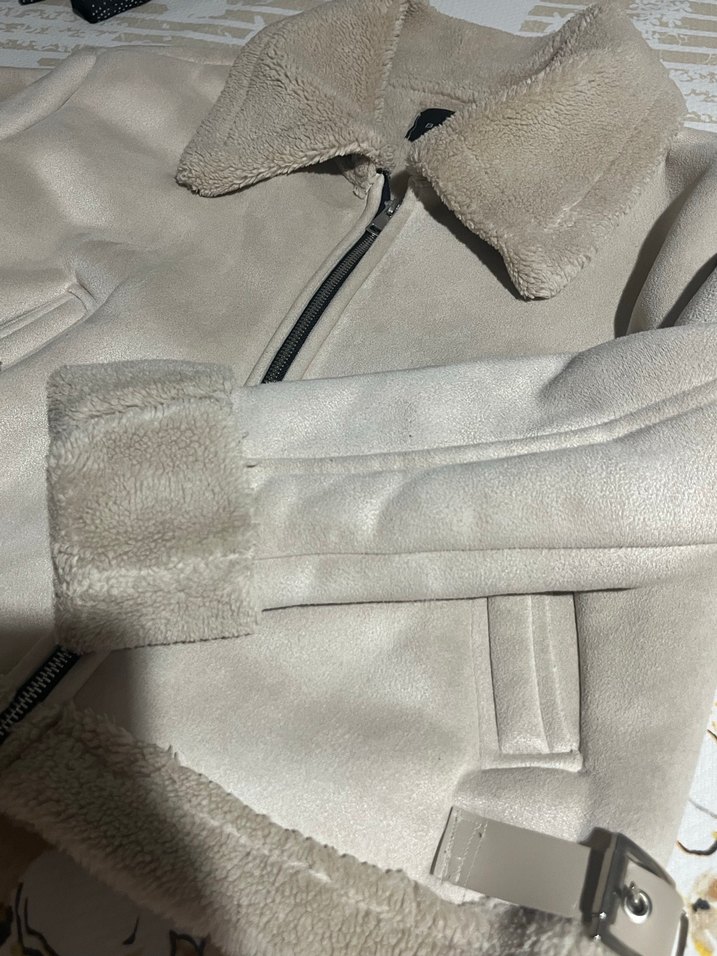 Bej Kürklü Kadın mont - Görsel 4