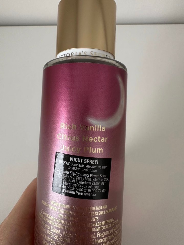 Victoria's Secret Vanilla Dusk Body Mist - Görsel 2