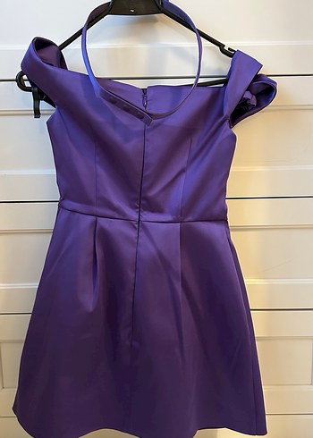 Adl Mert Aslan Omuzlari Acik Mini Tafta Elbise - Görsel 4