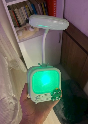 Yeşil TV Tasarımlı Masa Lambası - Görsel 2