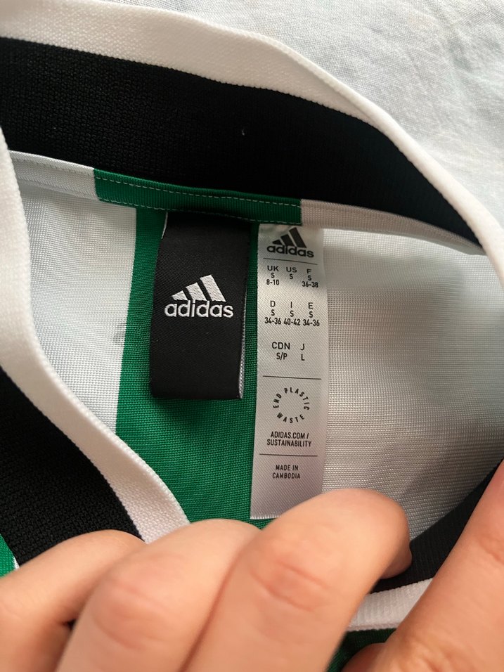 Adidas orijinal crop - Görsel 3