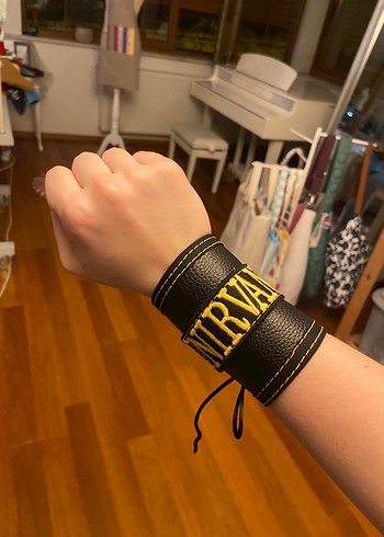 Nirvana rockci bileklik - Görsel 2