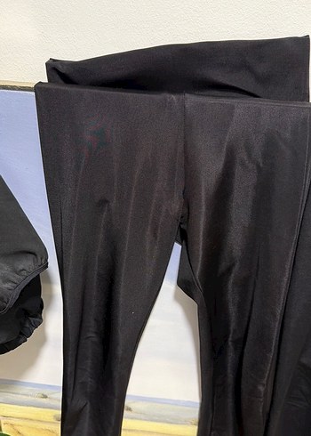 Siyah Dikişsiz Spor Tayt - Görsel 2