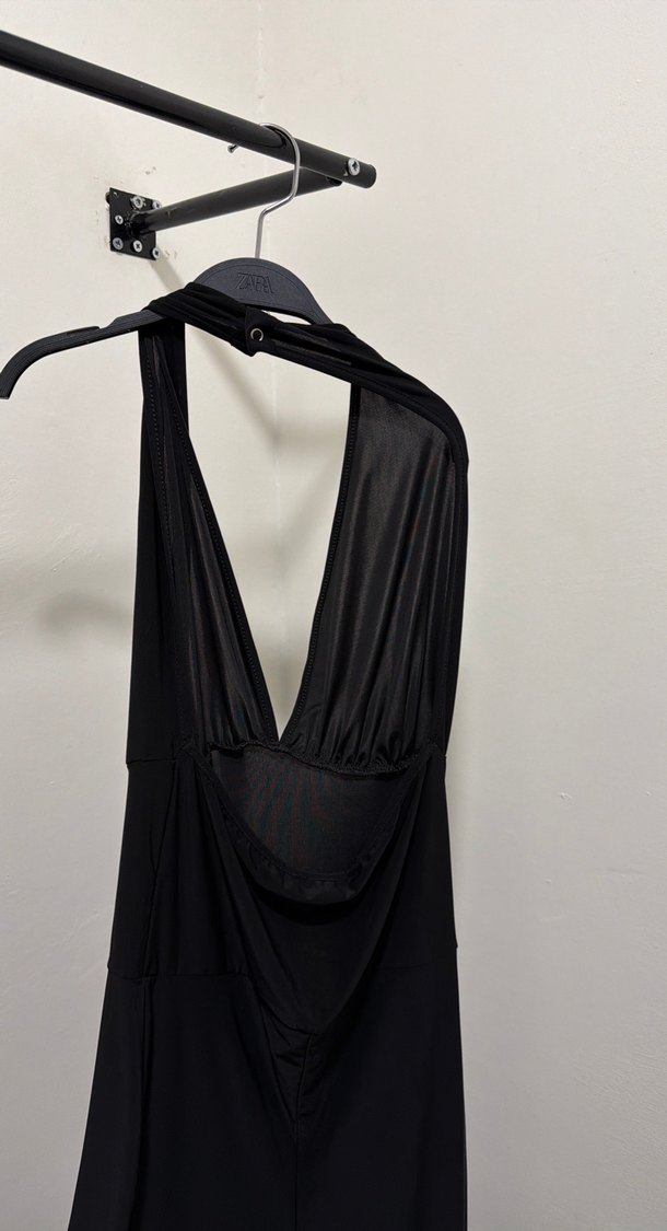 Siyah V Yaka Uzun Drapeli Tulum - Görsel 2