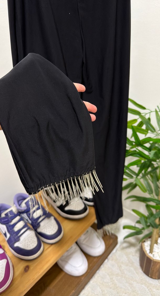 Siyah V Yaka Uzun Drapeli Tulum - Görsel 3