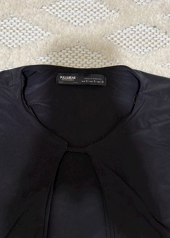 Siyah V Yaka Uzun Kollu Bağlamalı Bluz - Görsel 3