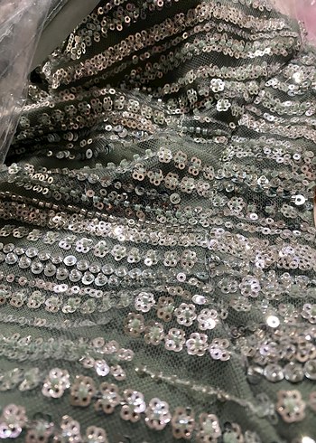 Gri Yılan Desenli Uzun Abiye Elbise - Görsel 2