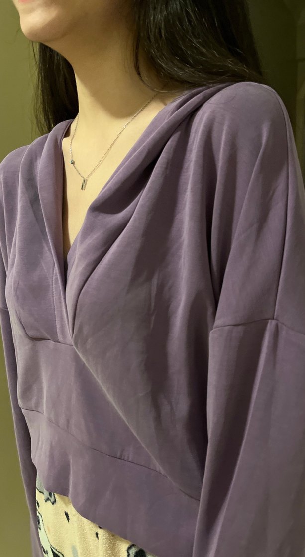 OYSHO Uzun Kollu V Yaka Kadın Bluz - Görsel 2