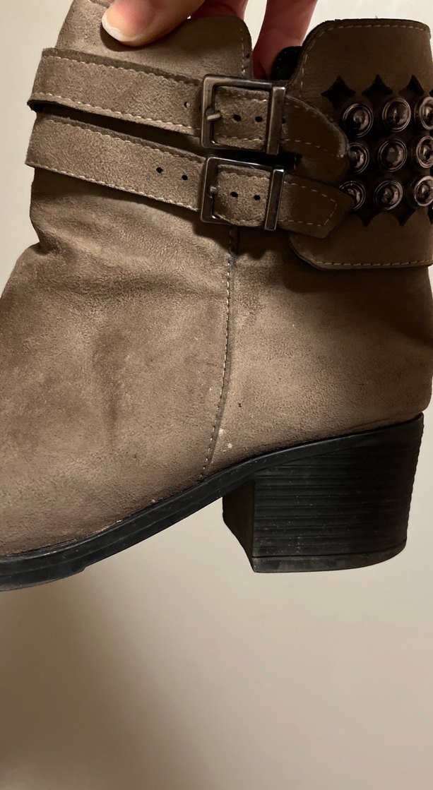 Tokalı Kahverengi Süet Topuklu Kadın Botları - Görsel 4