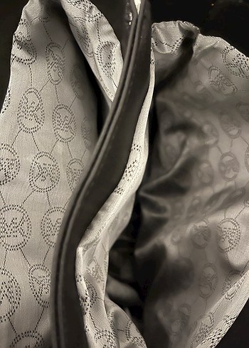 Beyaz Baskılı Kadın Sırt Çantası - Görsel 3