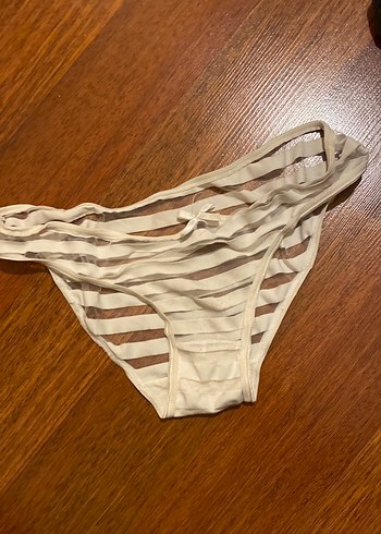 Kullanılmış iççamaşırı Brazil külot sexy - Görsel 2