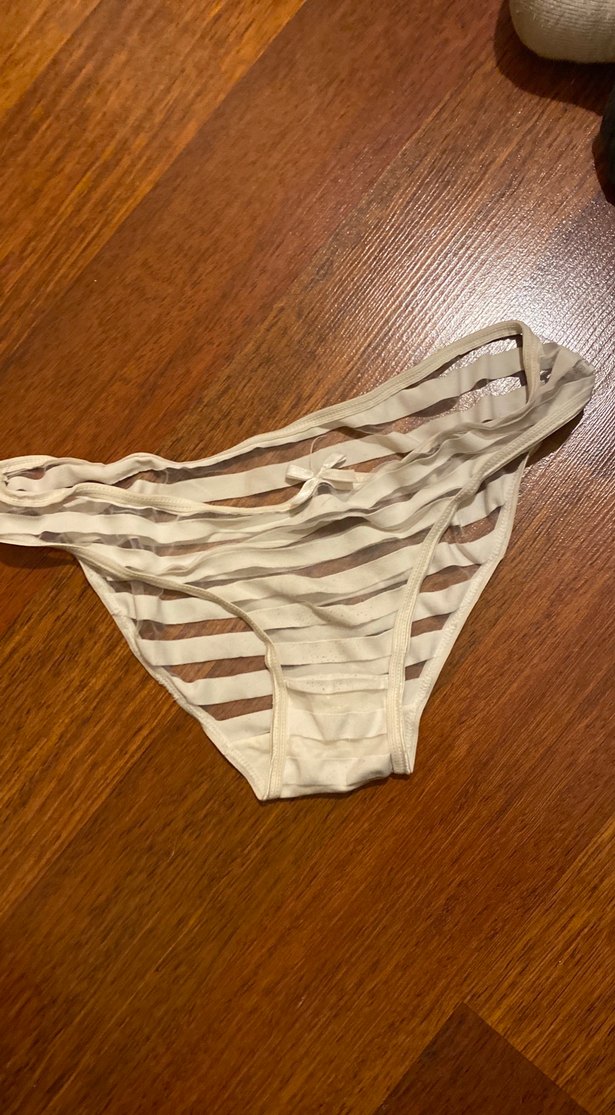 Kullanılmış iççamaşırı Brazil külot sexy - Görsel 2