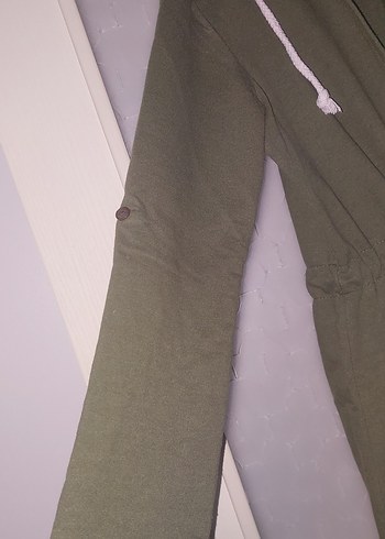 Kemerli Kapüşonlu Kadın Haki Ceket - Görsel 2