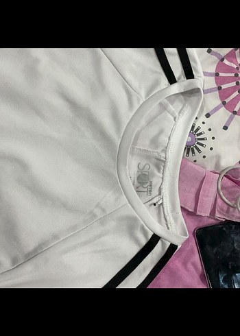 Beyaz Kısa Kollu şeritli Tişört - Görsel 2