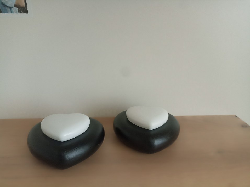 Siyah beyaz kalp. Yüzük kutusu vs. dekor. - Görsel 2