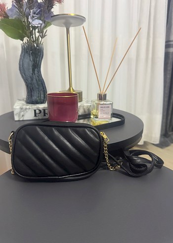 Zincir Detaylı Siyah Deri Kadın Çanta - Görsel 2