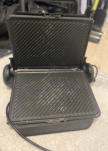 Arçelik Siyah Tost Makinesi - Görsel 2