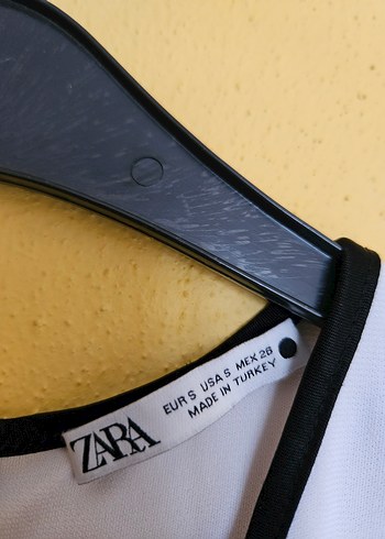 V Yakalı Beyaz Kadın Tulum - Görsel 6