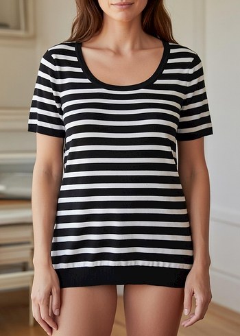 Kadın Siyah Beyaz Çizgili Kısa Kollu Tişört - Görsel 2