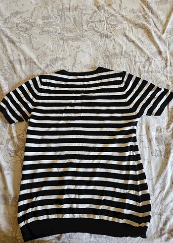 Kadın Siyah Beyaz Çizgili Kısa Kollu Tişört - Görsel 4