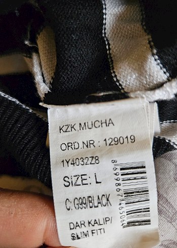 Kadın Siyah Beyaz Çizgili Kısa Kollu Tişört - Görsel 5