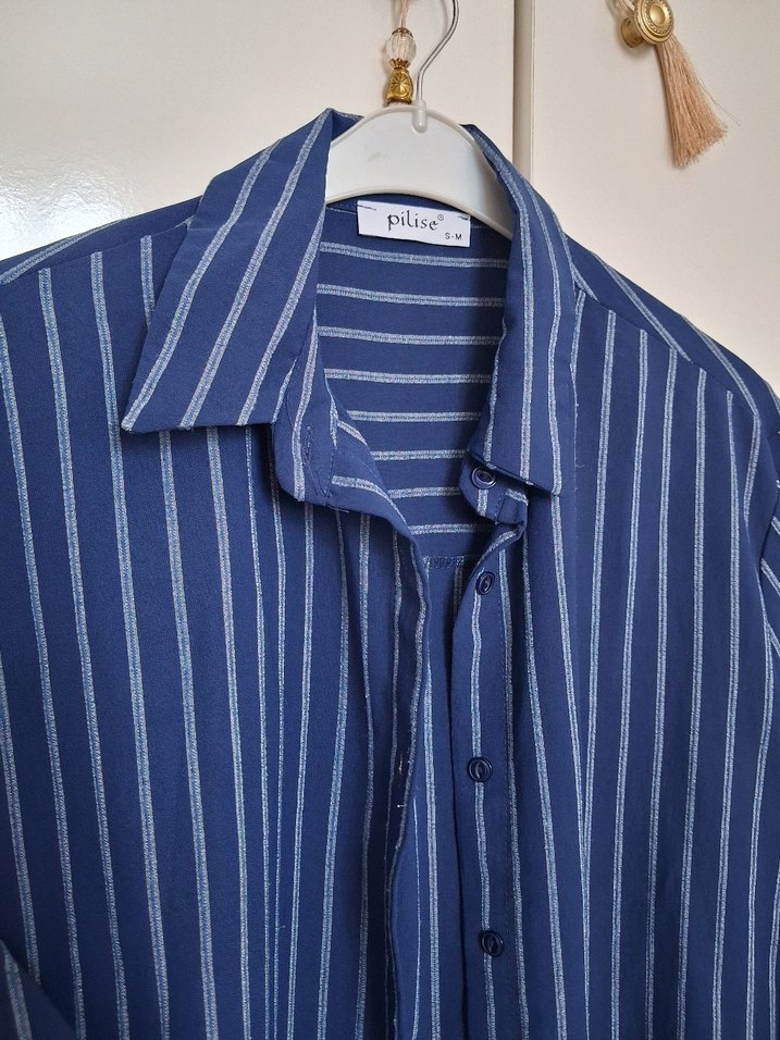 Düğmeli Mavi Çizgili Keten Gömlek - Görsel 2