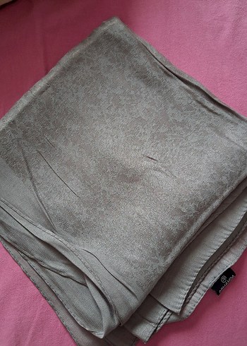 Armanda Eşarp - Görsel 2