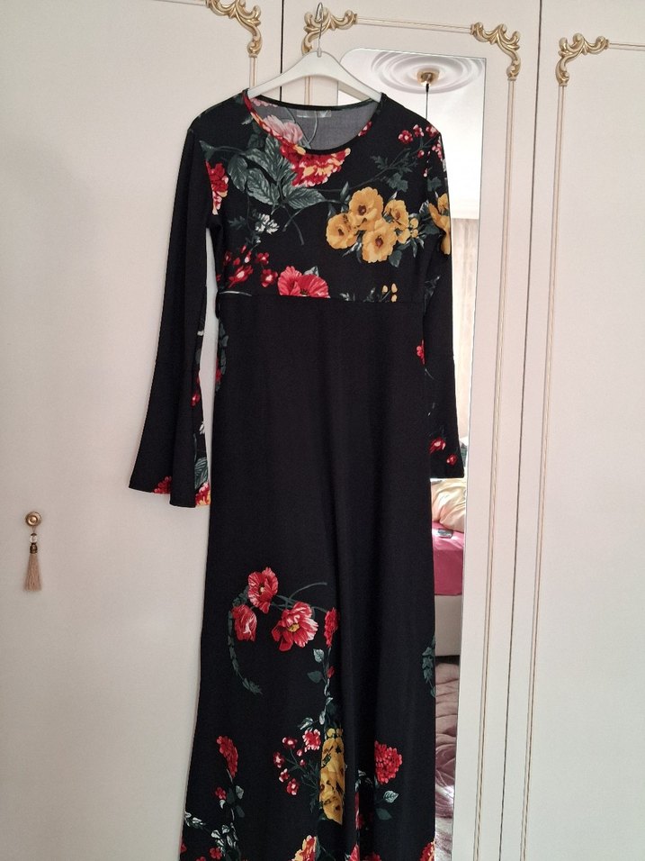 Uzun Kollu, Çiçek Desenli Siyah Bohem Elbise - Görsel 3
