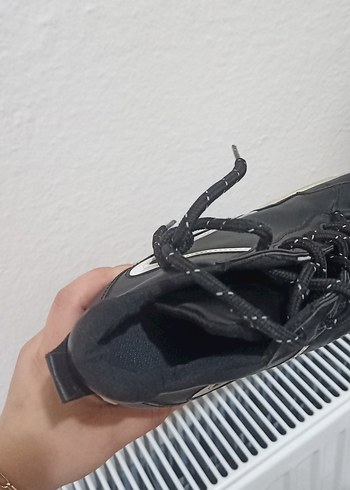 Siyah Gri Zebra Desenli Dolgu Topuklu Spor Ayakkabı - Görsel 3