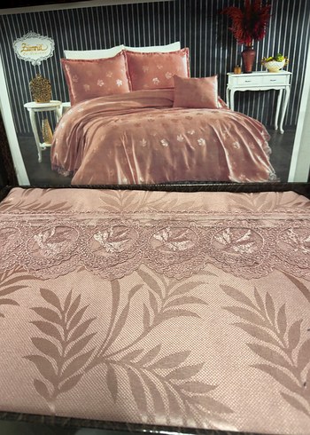 Mor Dantelli Yatak Örtüsü Seti - Görsel 3