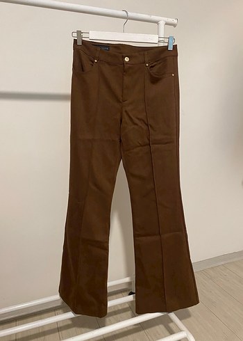 Kemer Detaylı Kahverengi Kadın Denim Pantolon - Görsel 4