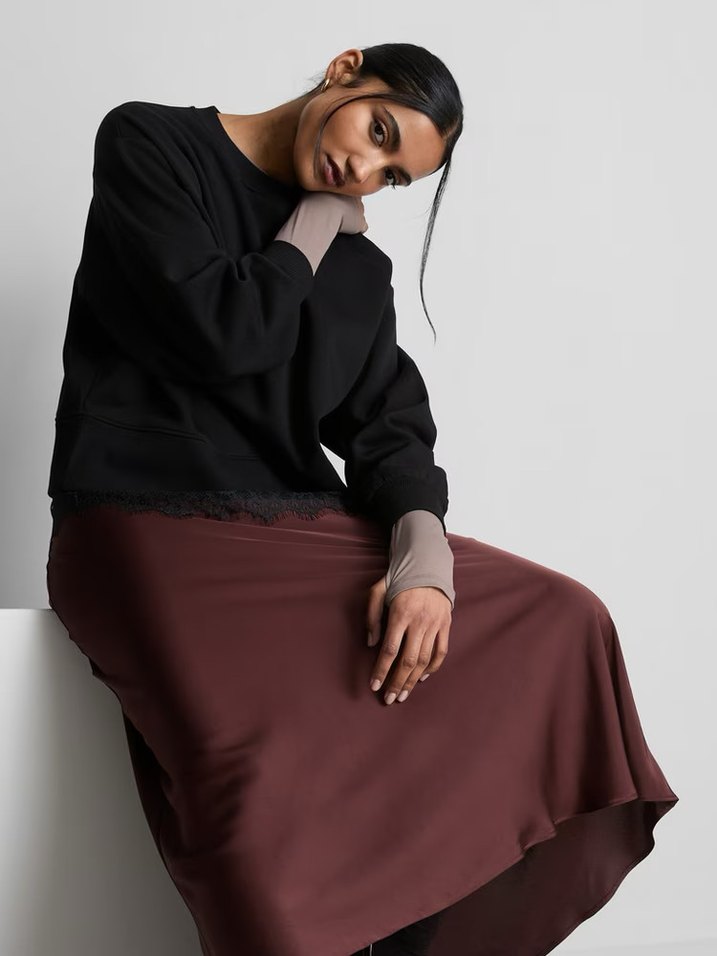 Siyah Salaş Kadın Sweatshirt - Görsel 3