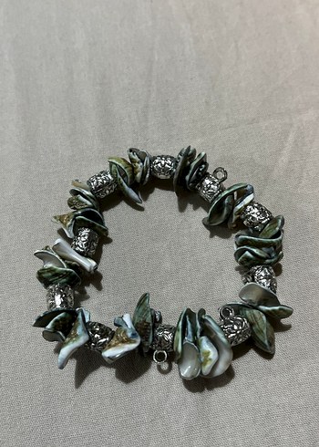 Bohem Tarzı Gri Boncuklu Bileklik - Görsel 2