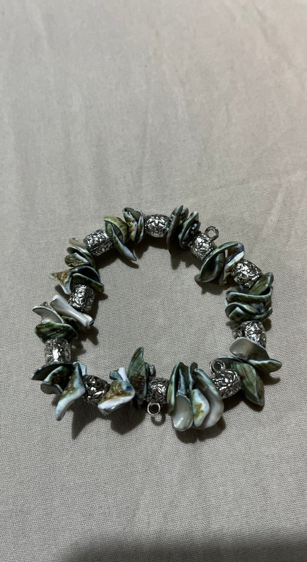 Bohem Tarzı Gri Boncuklu Bileklik - Görsel 2