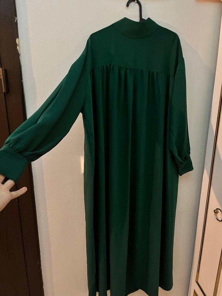 Uzun, Salaş Kesim, Yüksek Yakalı Yeşil Elbise - Görsel 2