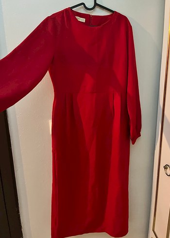 Uzun Kollu Kırmızı Dökümlü Kadın Elbise - Görsel 2