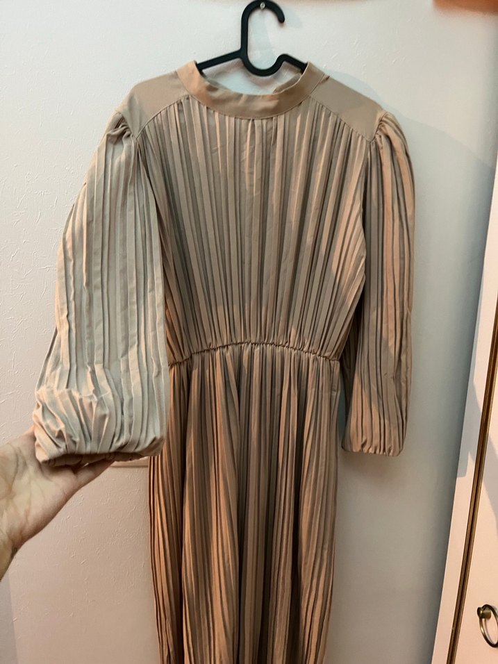 Bej Pilili Uzun Keten Elbise - Görsel 2