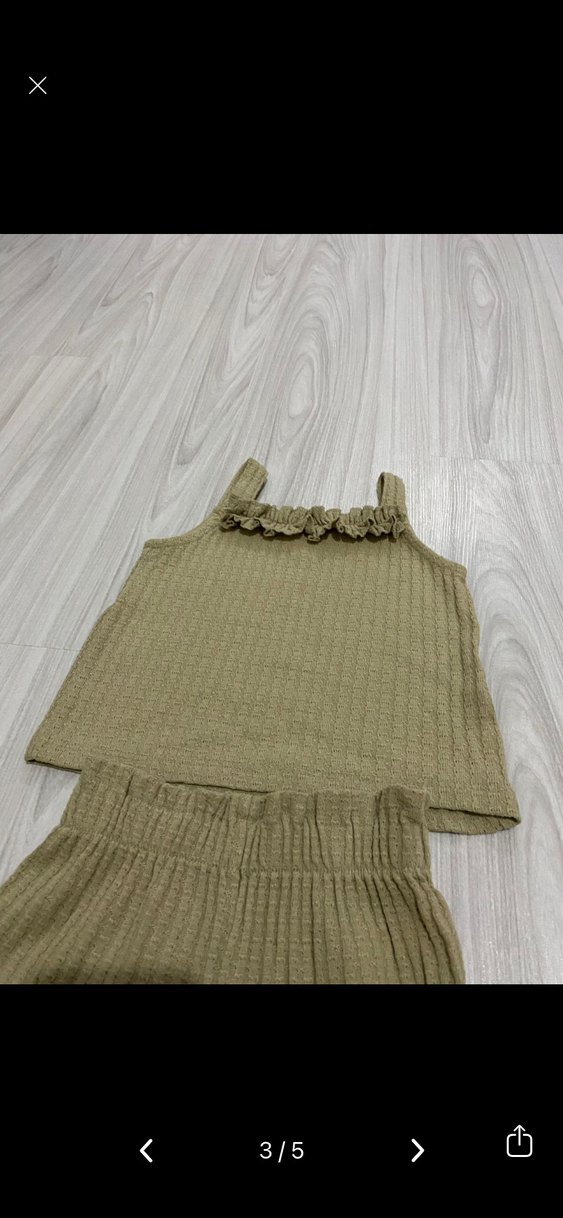 Kız Bebek Fırfırlı Kolsuz Bej Takım - Görsel 3