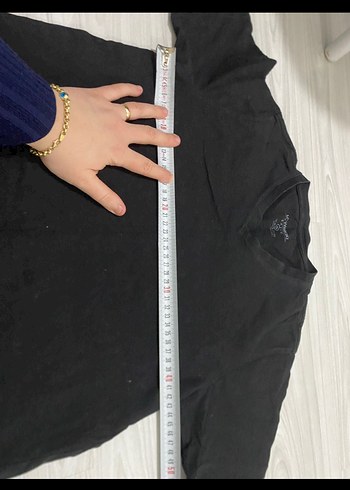 Erkek Siyah V Yaka Kısa Kollu Tişört - Görsel 4