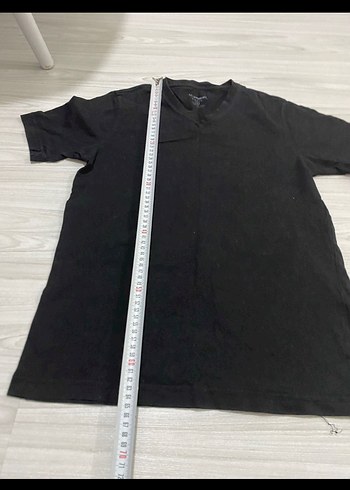 Erkek Siyah V Yaka Kısa Kollu Tişört - Görsel 3