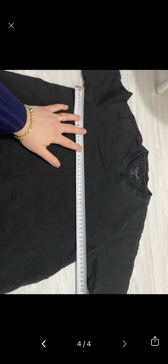 Erkek Siyah V Yaka Kısa Kollu Tişört - Görsel 4