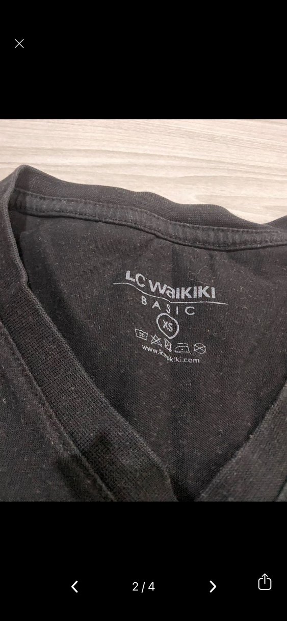 Erkek Siyah V Yaka Kısa Kollu Tişört - Görsel 2