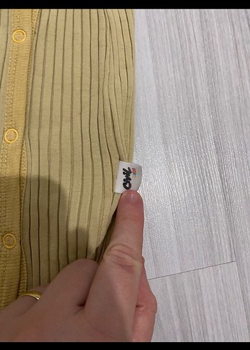 Uzun Kollu Sarı Örgü Erkek Bebek Tulum - Görsel 3