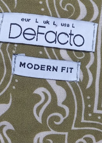 DEFACTO YAZLIK DEVRİK YAKA BOHEM DESENLİ ERKEK KISA KOLLU GÖMLEK - Görsel 4